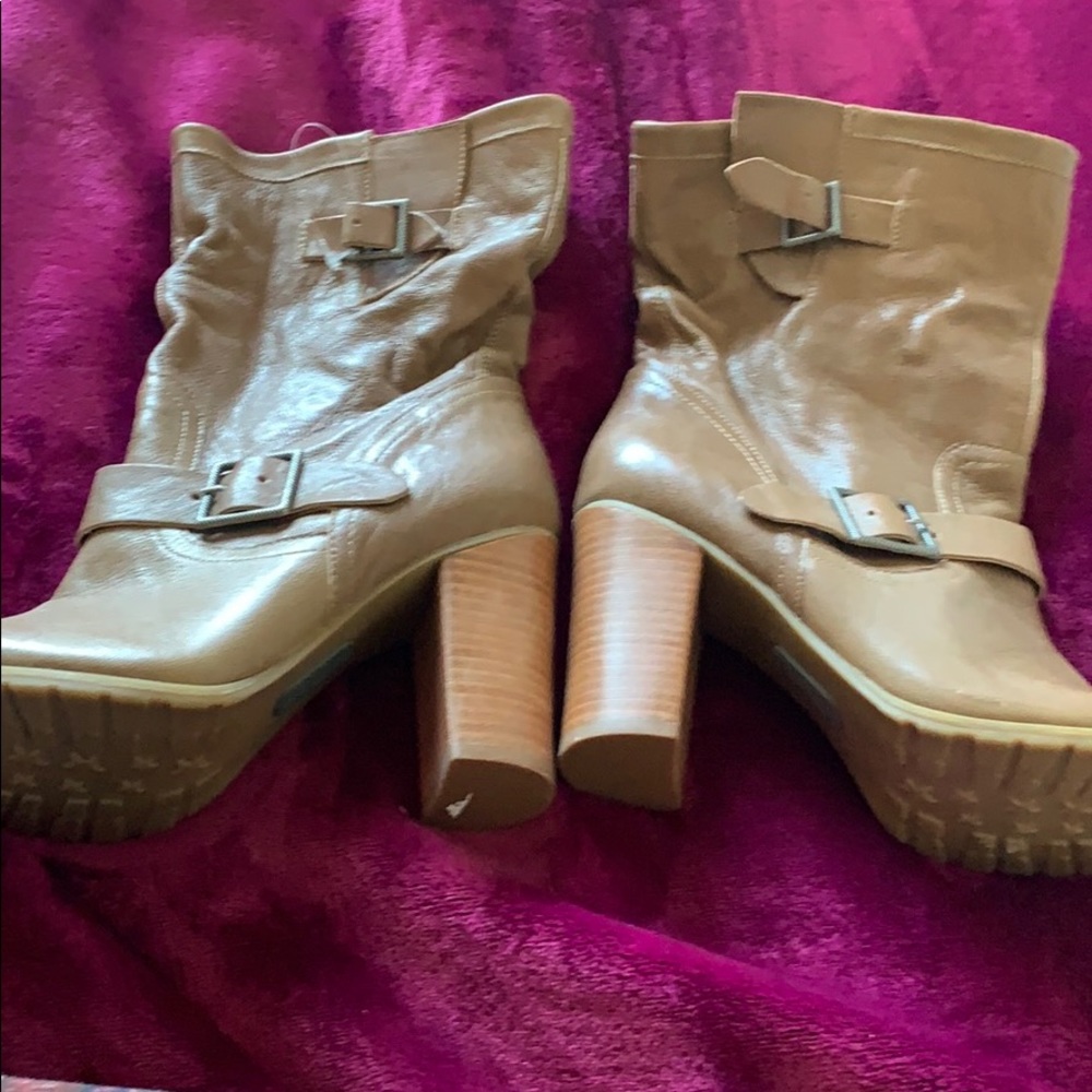 Brand new high heel boots